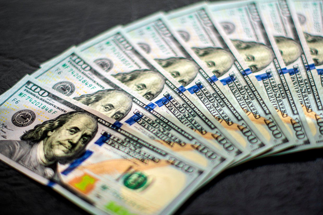 How much interest can a $15,000 short-term CD account earn if opened ...