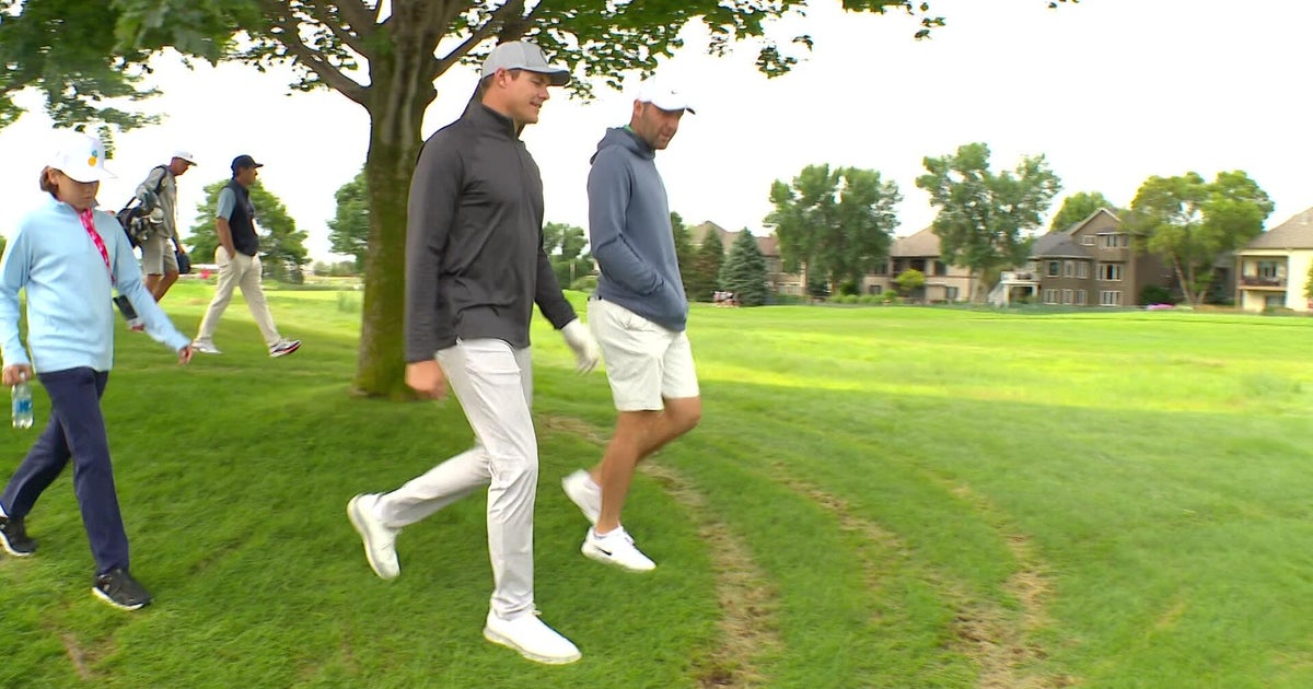 Vikings coach Kevin O'Connell plays 3M Open Pro-Am round with Scottie Scheffler