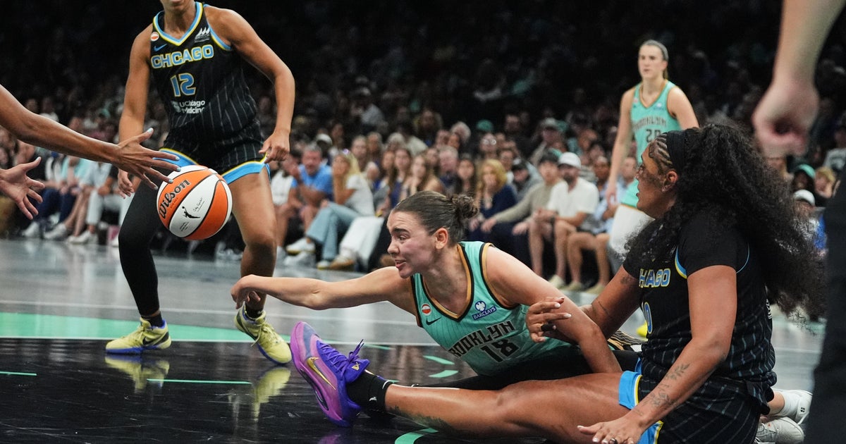 Liberty rallies to a 95-94 win over the Sky