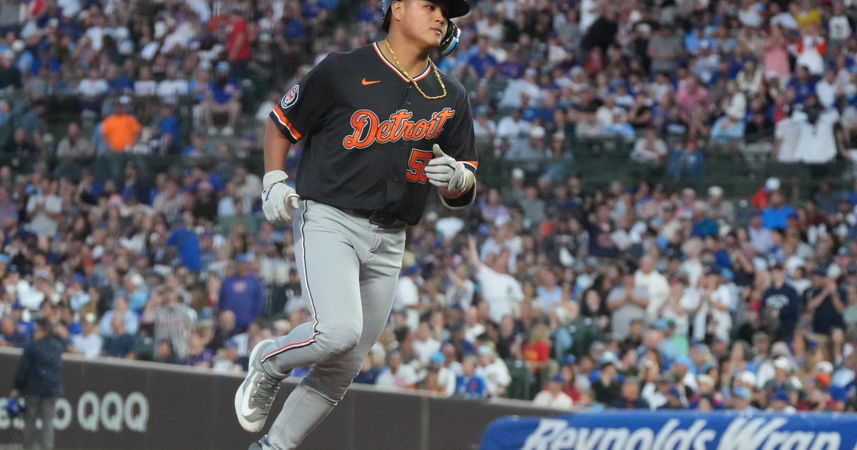 Montero and relievers combine on a 4-hitter, Lee hits a 3-run HR and the Tigers beat the Cubs 5-1