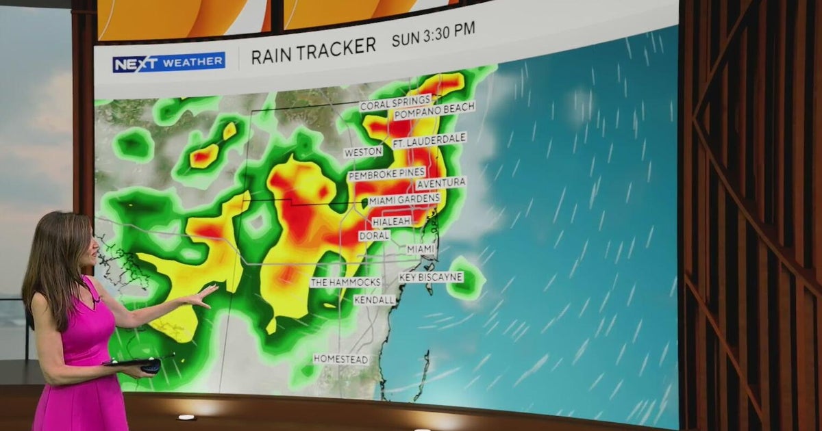 Rain chances rising in South Florida this weekend due to approaching tropical wave