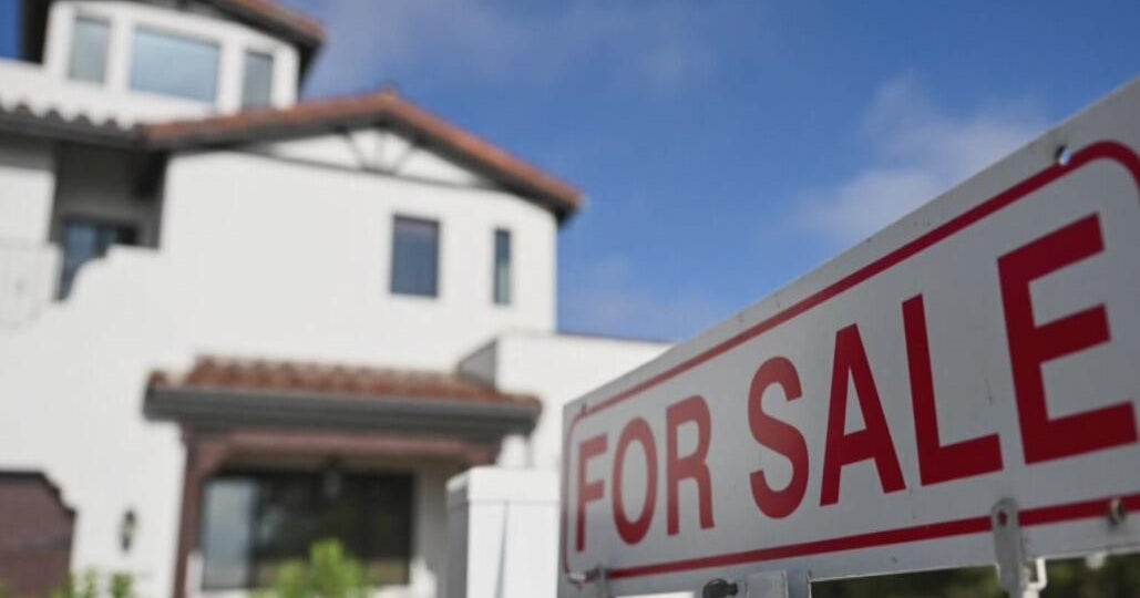cbsnews.com - San Francisco real estate market booming as suburbs stay stagnant