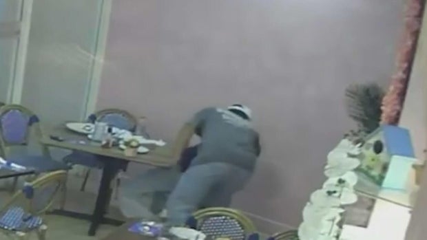 cbsmiami-miami-beach-man-arrested-1.jpg