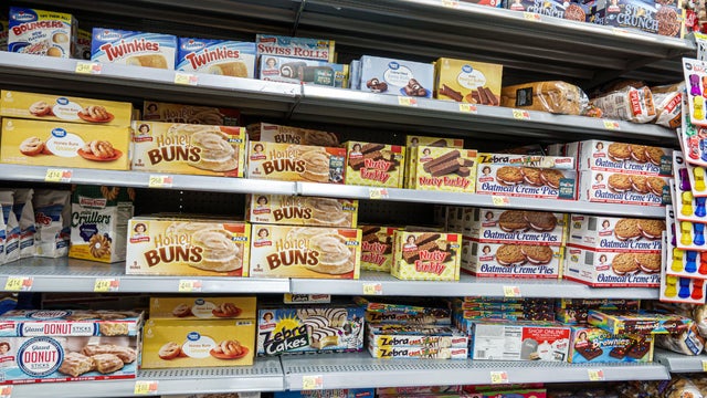 Miami, Florida, Doral, Walmart store, Little Debbie cakes snacks dessert aisle 