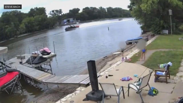 fox-river-boat.jpg 