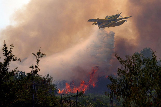 TOPSHOT-SPAIN-WILDFIRE-EMERGENCY-GOVERNMENT-CLIMATE 