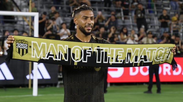 Los Angeles Football Club v Sporting Kansas City 