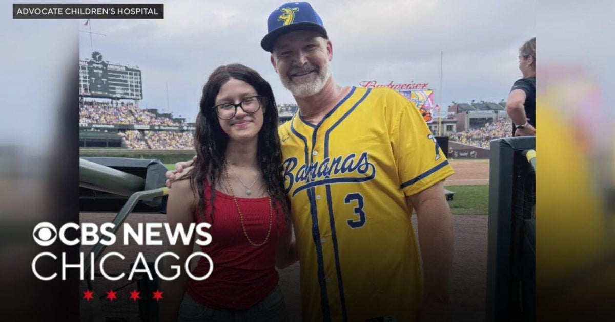 15-year-old cancer survivor gets VIP experience with Savannah Bananas at Wrigley