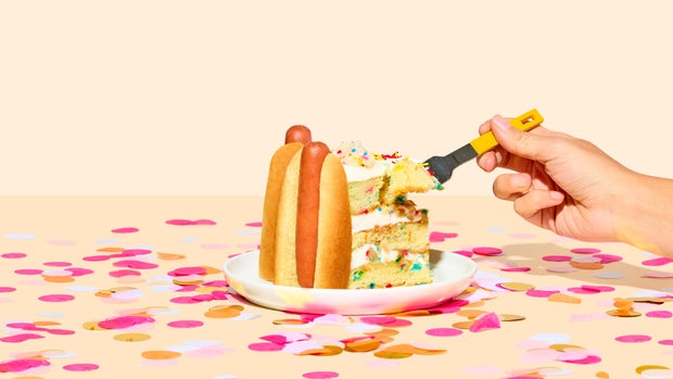 3-oscar-mayer-wiener-cake-slice.jpg 