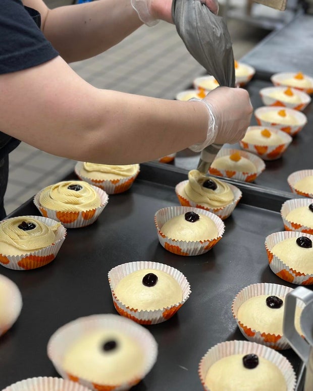 946488567227348194-credit-85c-bakery.jpg 
