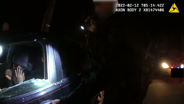 trenton-police-investigation-pic-2-henderson-smashed-window-body-cam.png