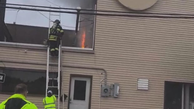 Lightning strike sparks fire, temporarily closing 2 South Jersey small businesses: 