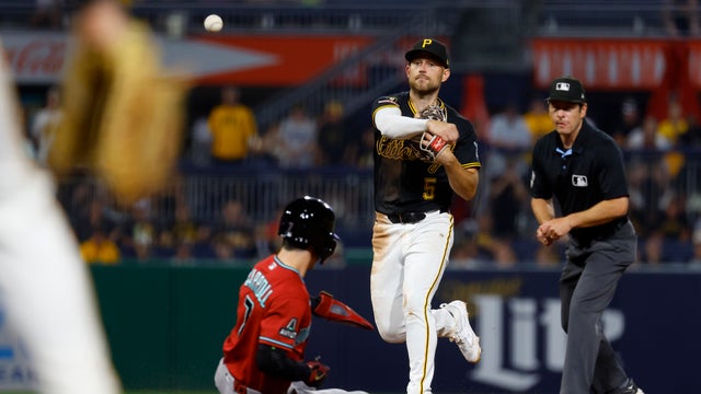 Arizona Diamondbacks v Pittsburgh Pirates 