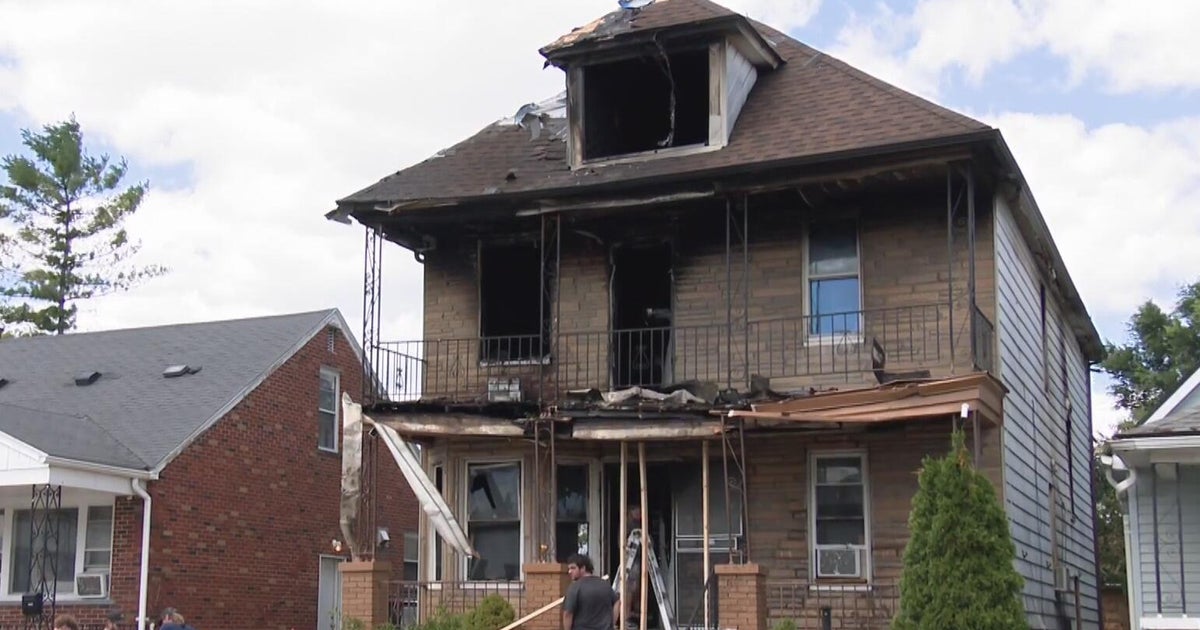 4 hospitalized, including 2 firefighters, after Hamtramck house fire forces family to flee through windows