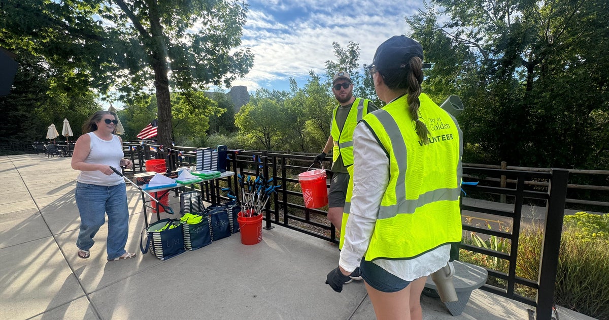 Colorado volunteers dedicate time to clean up trash along Clear Creek Corridor in Golden