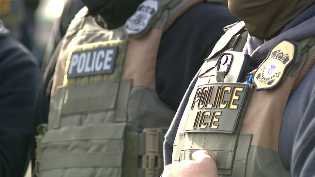 10p-pkg-ice-charges-dropped-wccoayz4-00-01-2505.jpg 