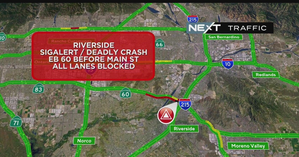 Deadly crash on eastbound 60 Freeway in Riverside prompts full closure of all lanes