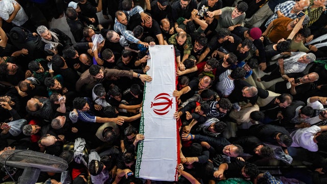 Funeral in Najaf for Hashd al-Shaabi and Revolutionary Guards members 
