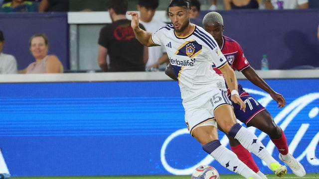 LA Galaxy v FC Dallas 