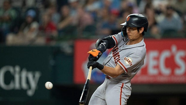 giants-rangers-2288195368.jpg