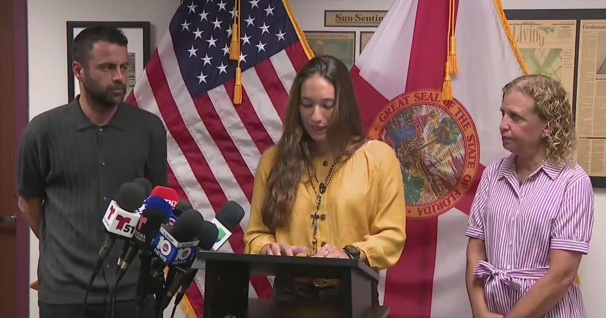 Released Venezuelan woman details poor conditions at Broward ICE facility: 