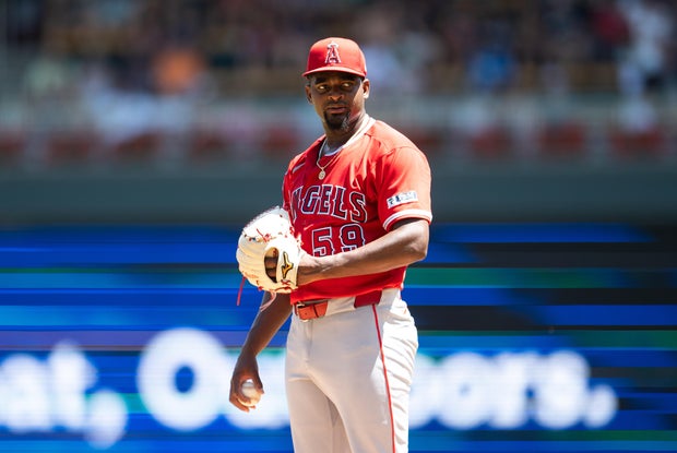 Los Angeles Angels v Minnesota Twins