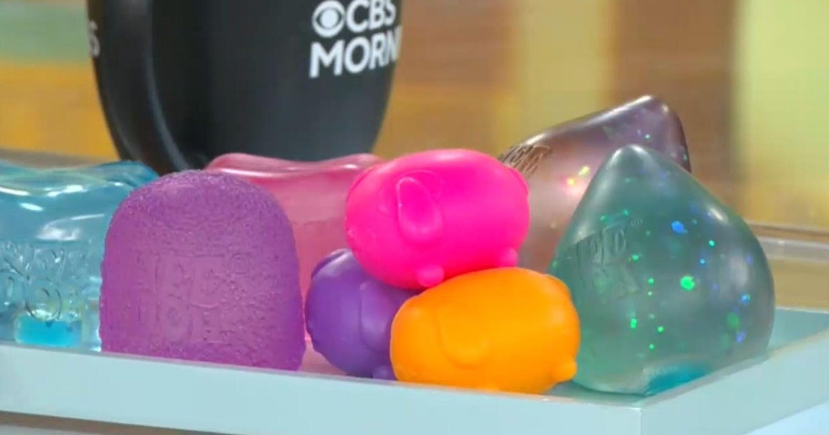 Experts urge parents exercise caution over popular squishy toys