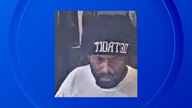 Detroit police search for person of interest in fatal shooting 