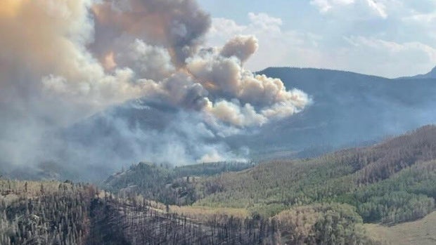 elk-fire-hinsdale-4-8-4-photo-from-usfs-copy.jpg