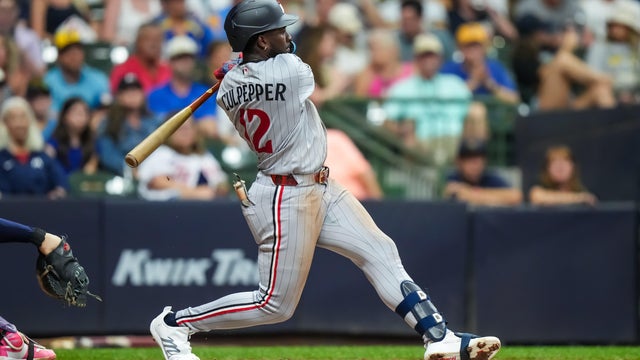 Minnesota Twins v Milwaukee Brewers 
