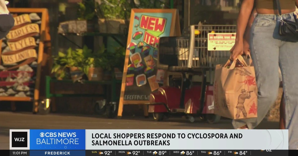 How shoppers can navigate recent food recalls and outbreaks, according to a health expert