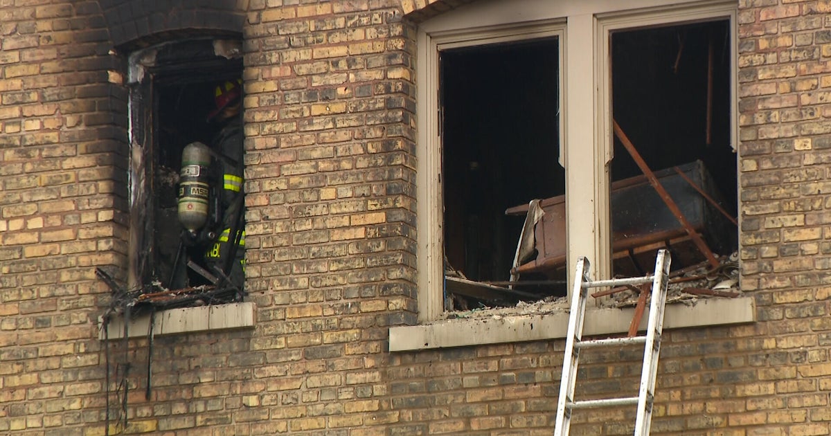 Minneapolis firefighter hospitalized in Portland Avenue apartment blaze