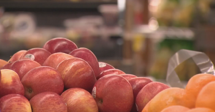 cbsnews.com - Kaicey  Baylor - How shoppers can navigate recent food recalls and outbreaks, according to a health expert