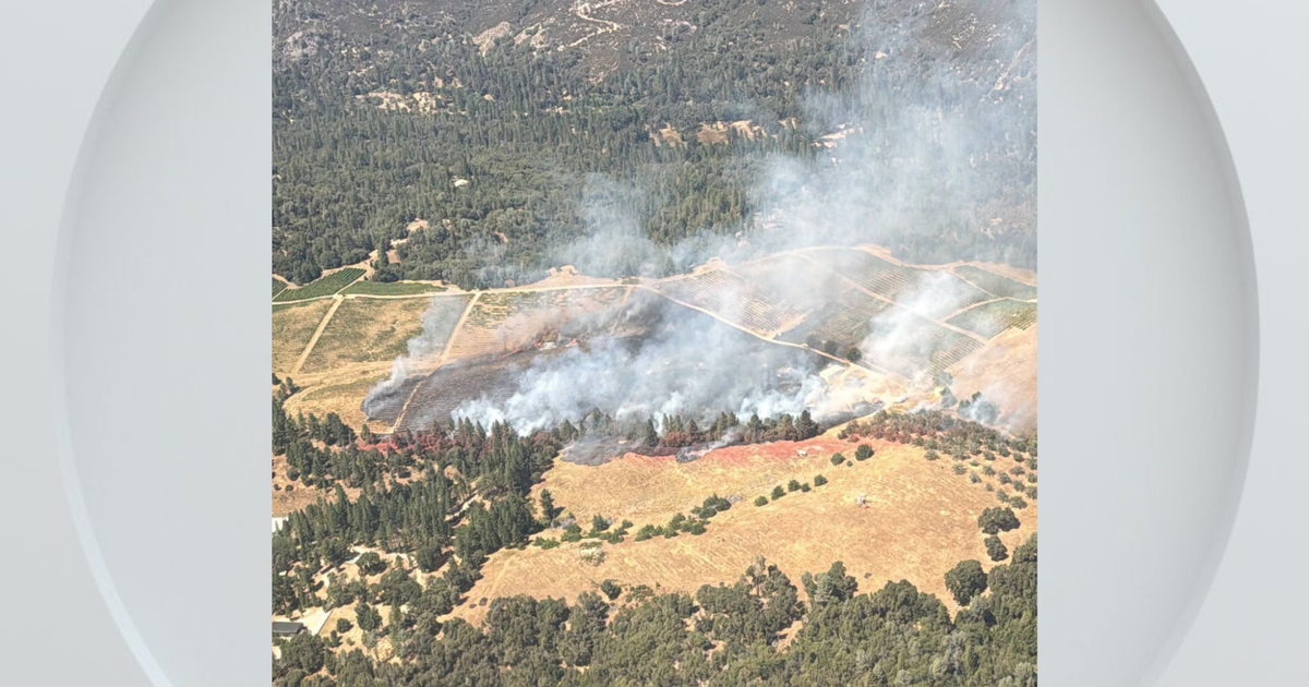 Hawk Fire forces evacuations in Somerset area of El Dorado County