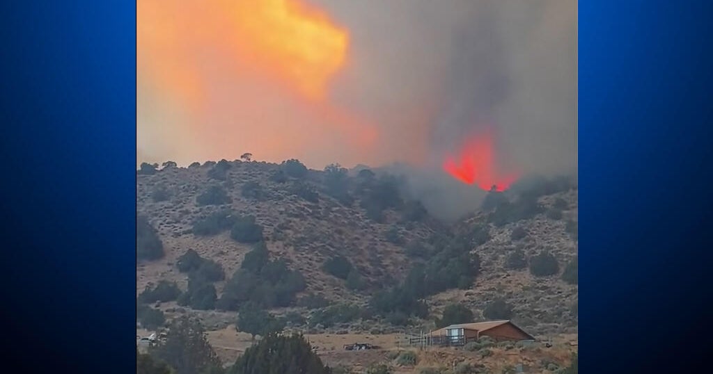 Bug Fire burns 15,000 acres along California-Nevada border near Reno