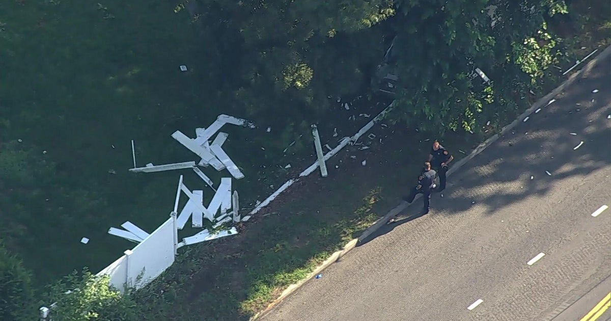 Source image for "Construction worker killed, 2 hurt in Nesconset after crash, Suffolk County police say"