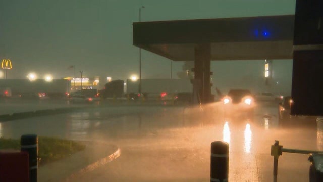 storm-dark.jpg 