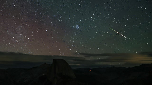 Perseid meteor showers captured in Yosemite National Park of California 