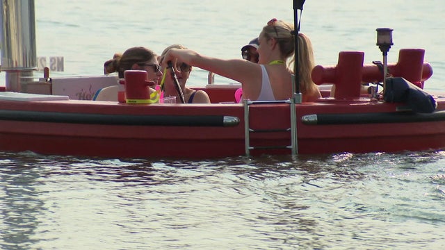 Boston Hot Tub Boat 