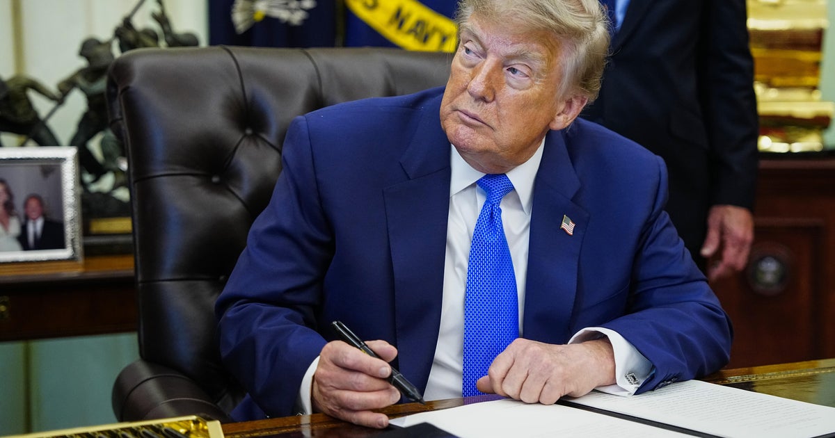 Photo: cbsnews.com Trump Slams NYC Pied-A-Terre Tax and Weighs Federal Intervention