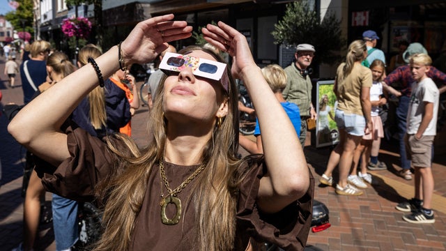 BRITAIN-ASTRONOMY-ECLIPSE 