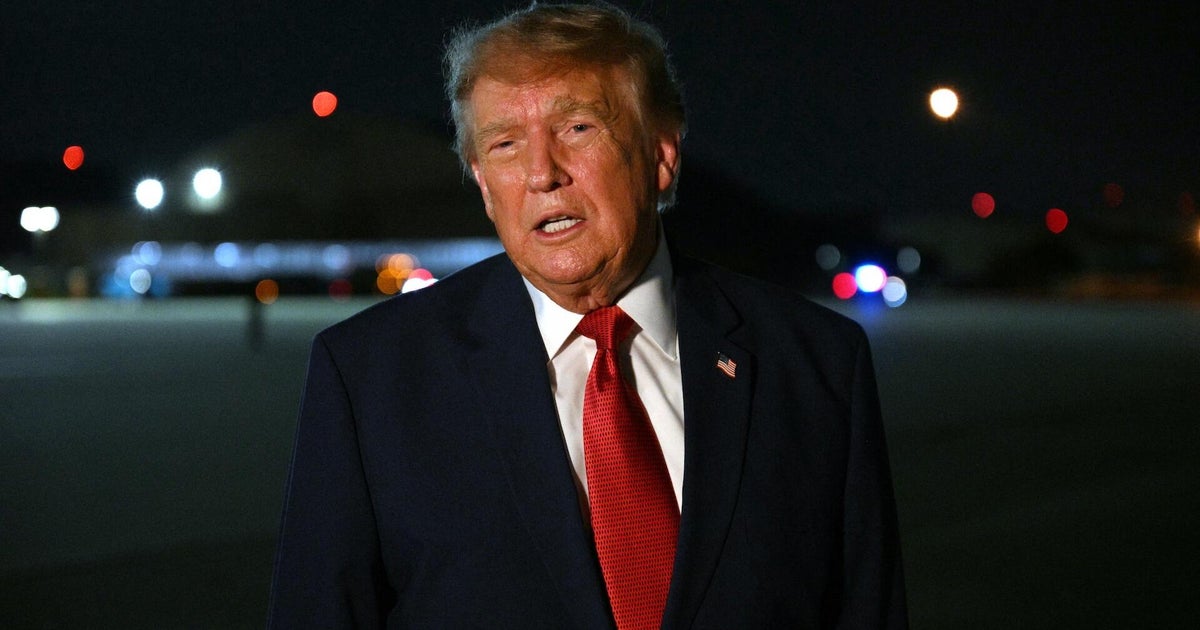 Trump faces questions about staff, journalists left aboard Air Force One facing deadly Iran threat