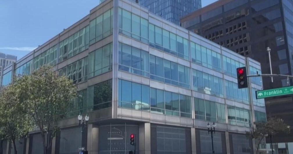 cbsnews.com - John  Ramos - Oakland real estate developer announces downtown data center plan
