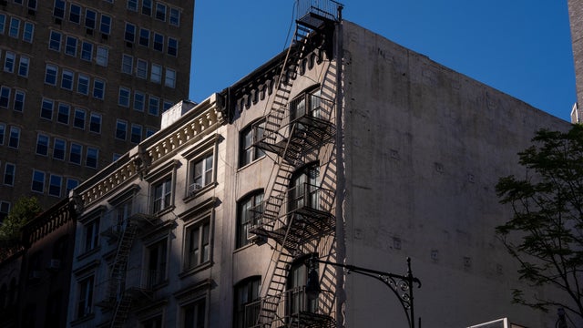 NYC Moves Closer To Enacting Rent Freeze Promised By Mamdani 