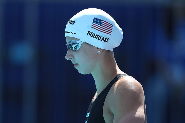 American Kate Douglass sets 50-meter freestyle world record at Pan Pacific