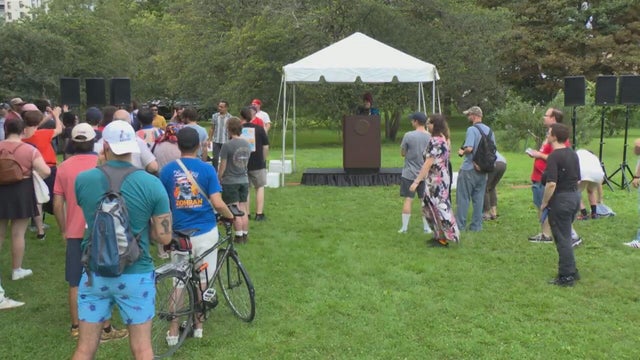 Edgewater rally 