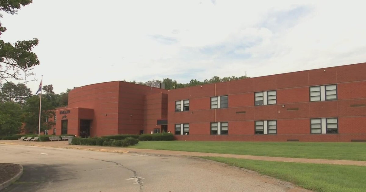 As mold moves students online, Monessen School District weighs back-to-classroom plans