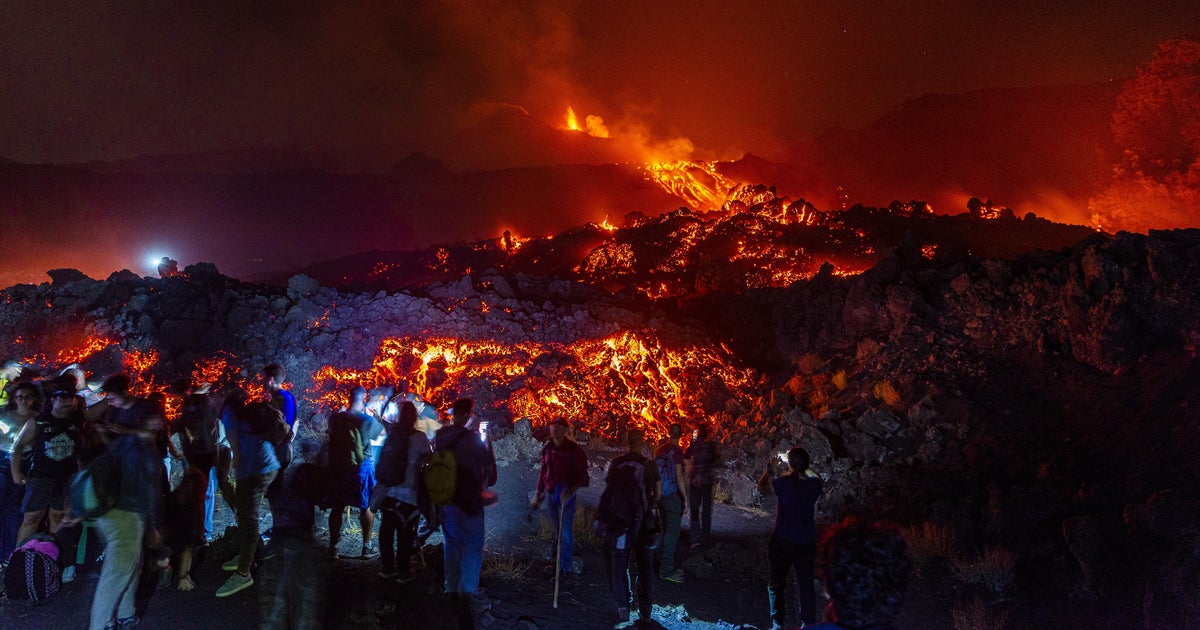 U.S. tourist reportedly killed by lightning strike on Italy's Mount Etna