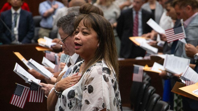260818-naturalization-anthem-md.jpg 