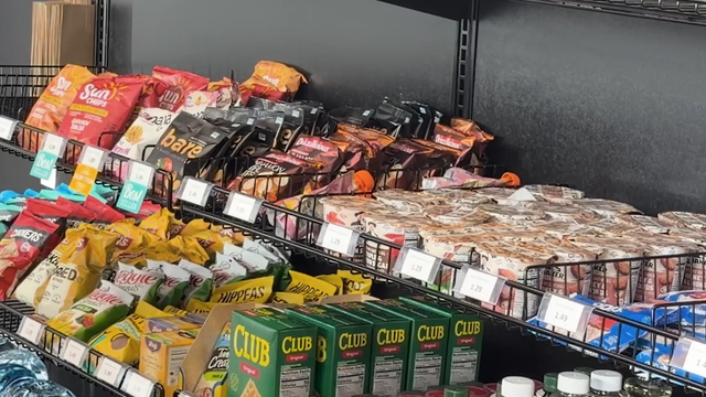 ai-convenience-store-1.png 